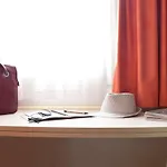 Szálloda Bordeaux Cadera Aeroport Mérignac