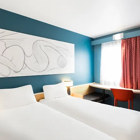 Ibis Bordeaux 3*