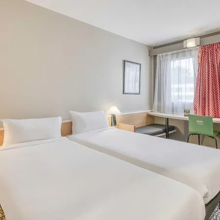 宜必思波尔多机场酒店 3* Mérignac