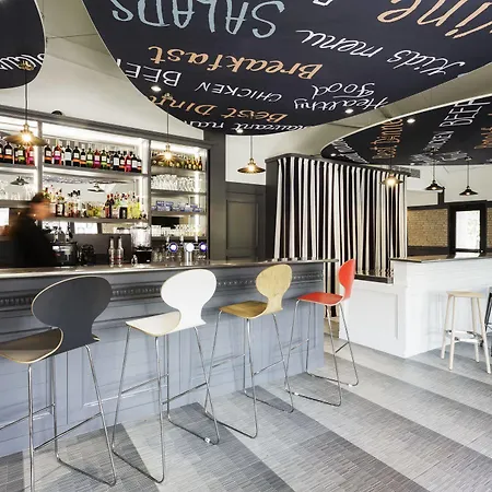 Otel Bordeaux Cadera Aeroport 3*
