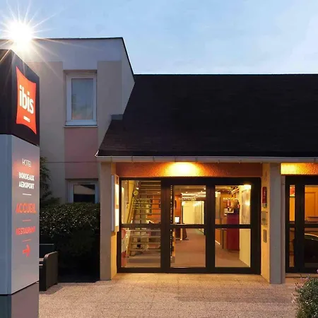 Bordeaux Cadera Aeroport Hotell 3*