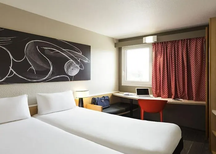 호텔 Bordeaux Cadera Aeroport 3*